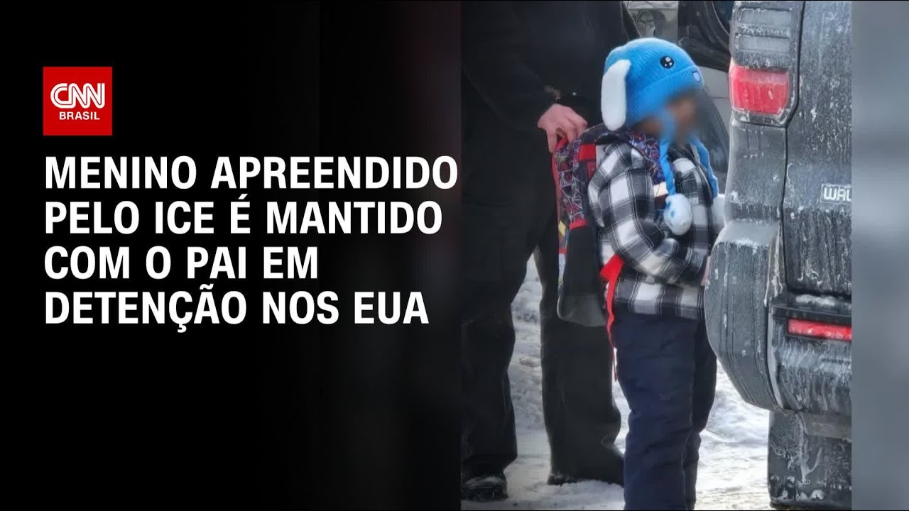 Menino de 5 anos &eacute; mantido com pai em centro de imigrantes no Texas | AGORA CNN