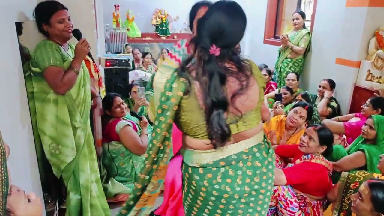 शिव चर्चा में थोड़ा मस्ती भी हो गई 🤣 यरवा कहे ला मेरी जान हो चुटकुले गाने 🤣 कमेंट करे केसा लगा