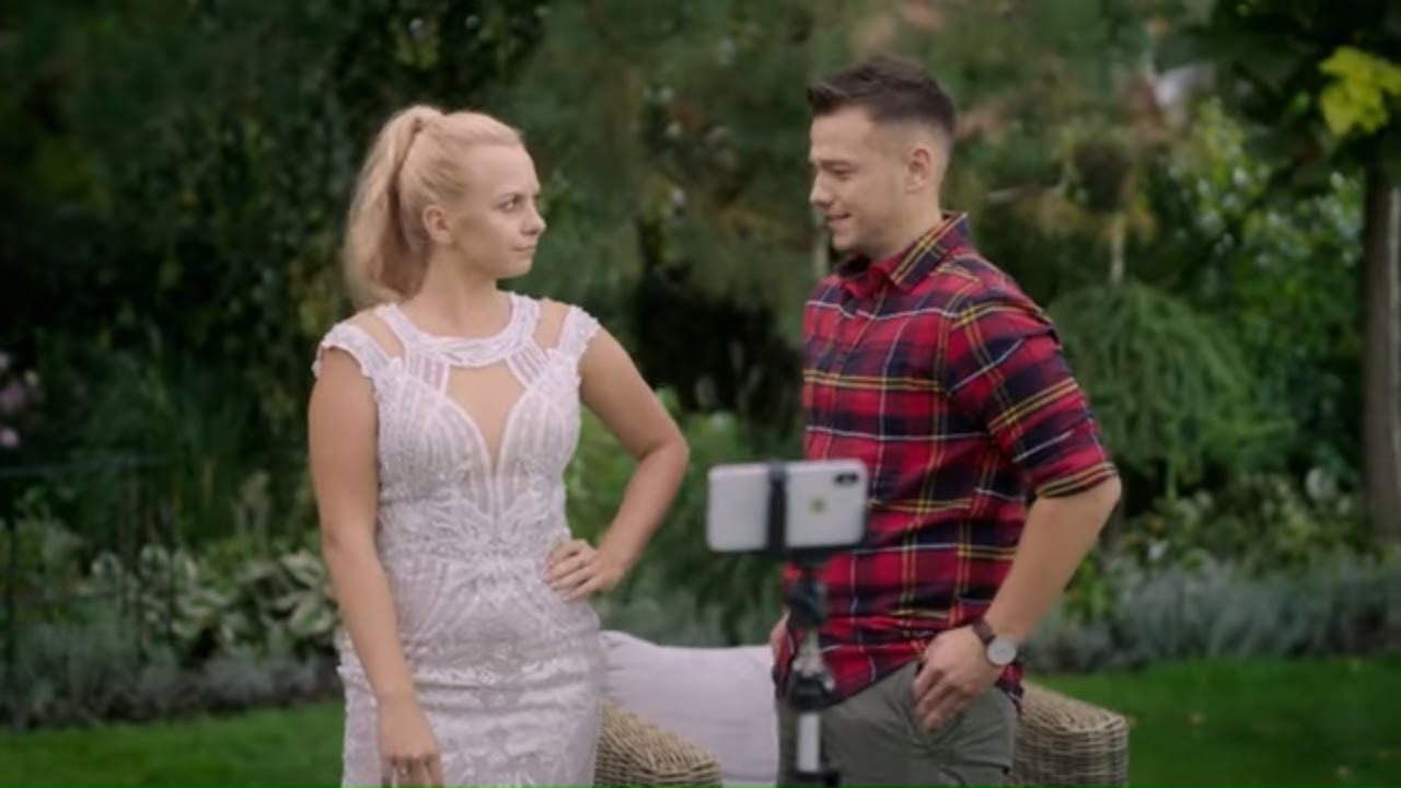 Ernest przyłapał Gosię w sukni ślubnej! Co robiła? [Gosia i Ernest - Nowe Porządki]
