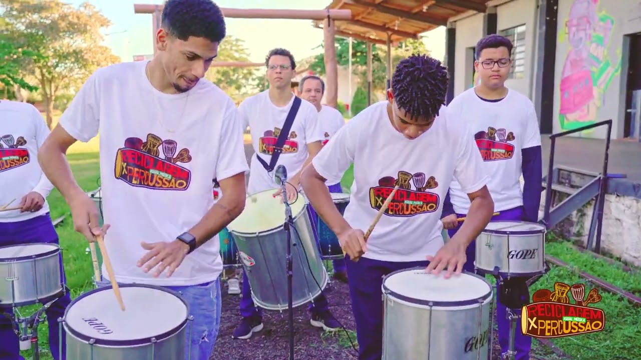 Batucada - Percussão x Reciclagem = Música - ProAC