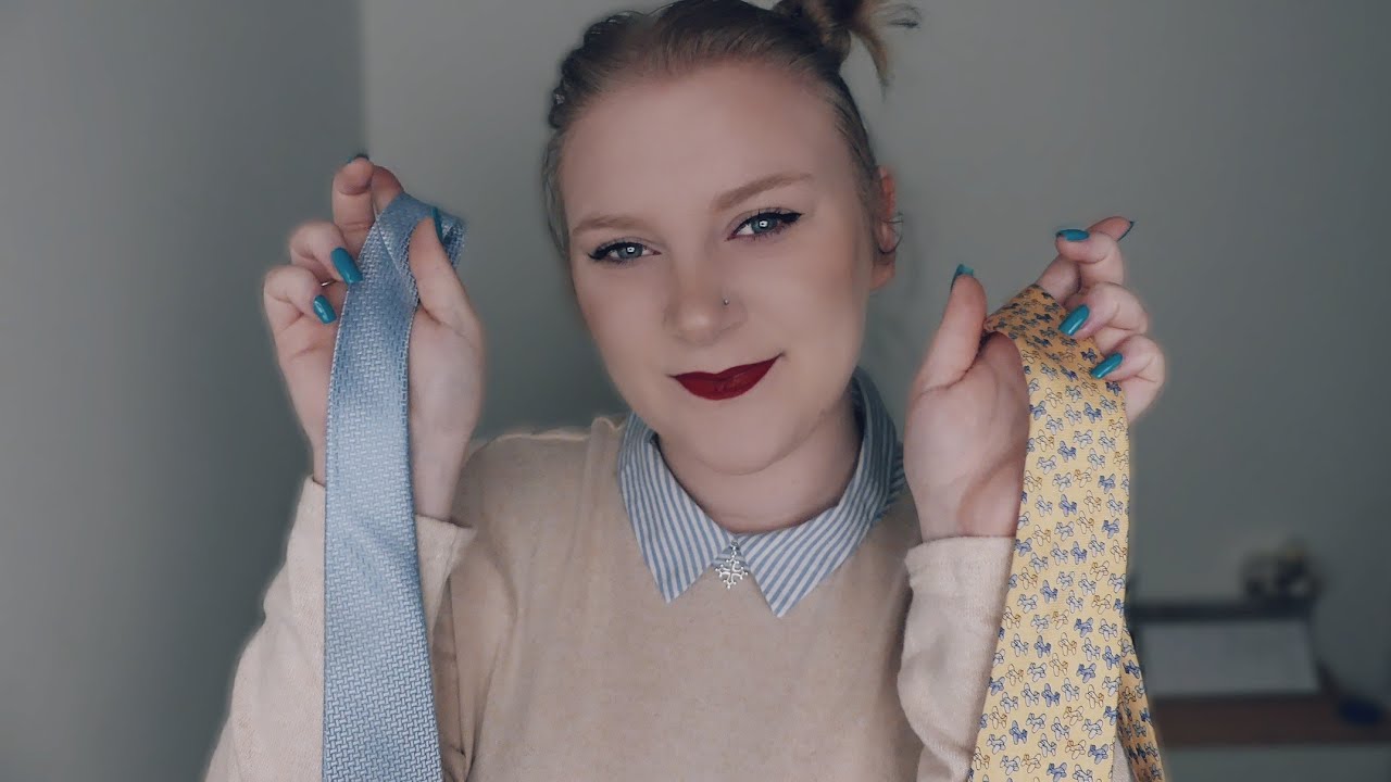 [ASMR] RP for Men 💆~ Vendeuse de cravates 👔 ~ Close up whispering
