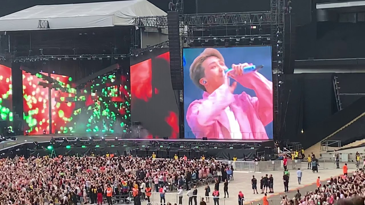 BTS Best Of Me - Wembley Stadium day 1 190601