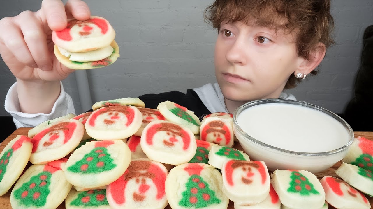 ASMR CHRISTMAS SUGAR COOKIES WITH MILK DESSERT MUKBANG | VNM ASMR 먹방
