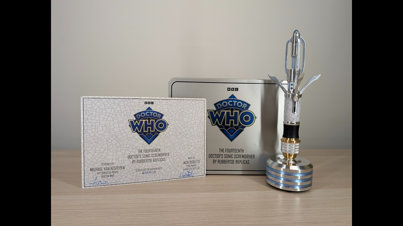 Rubbertoe Replicas 14th Doctor's Sonic Screwdriver unboxing and comparison