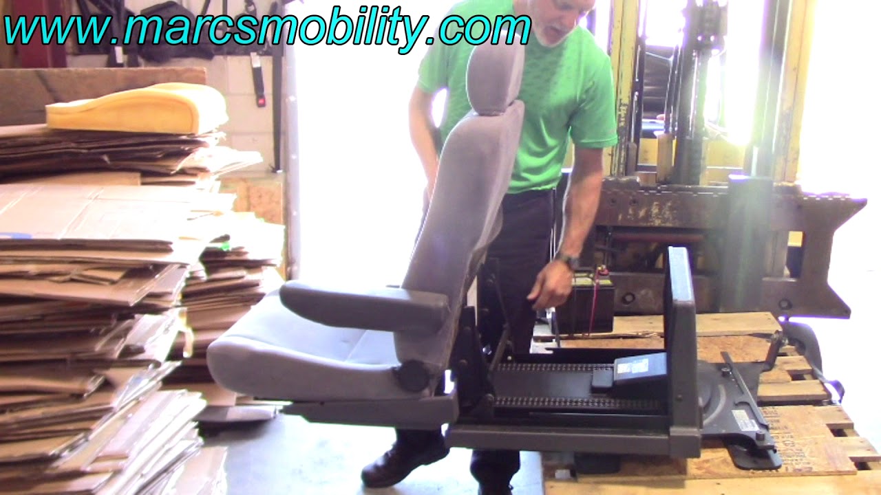 Bruno 2560E Turney Seat