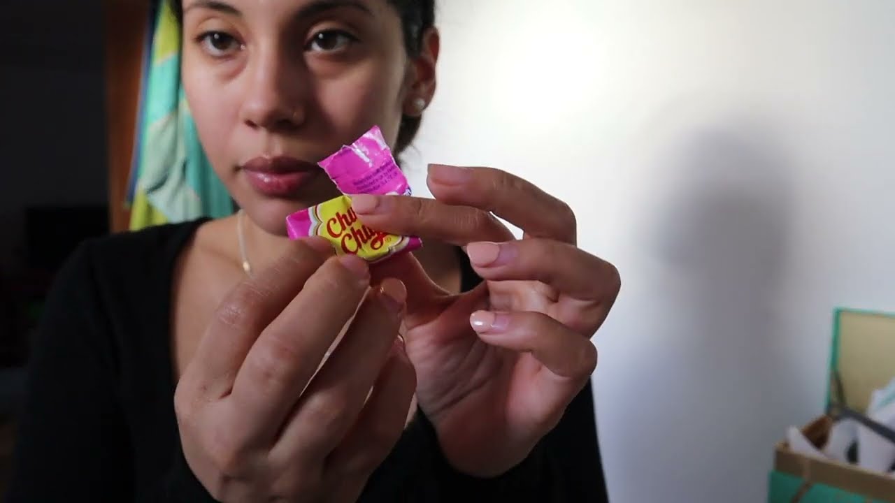 Doing my makeup ASMR (Chewing gum)