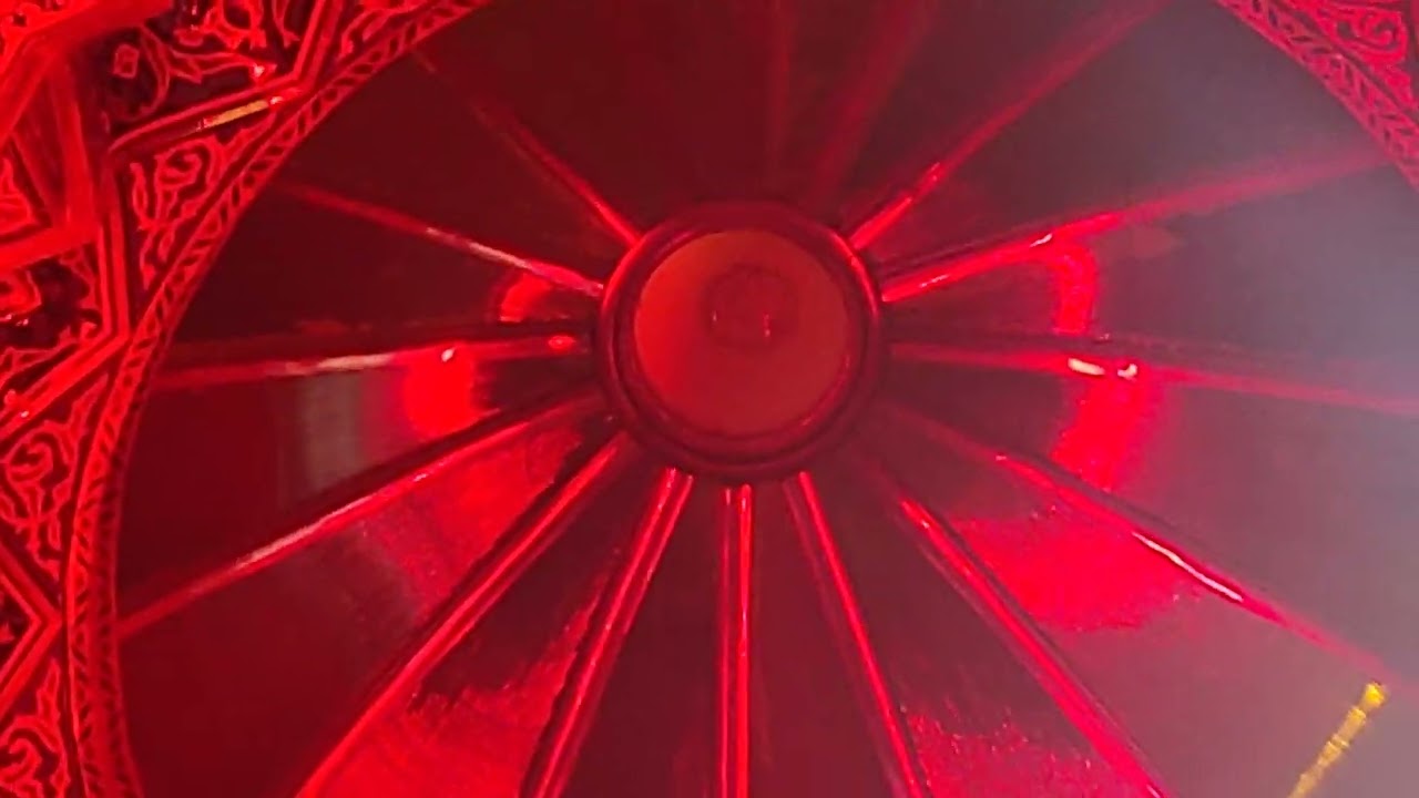 داخل صحن الحسين ( سجاد فريد)