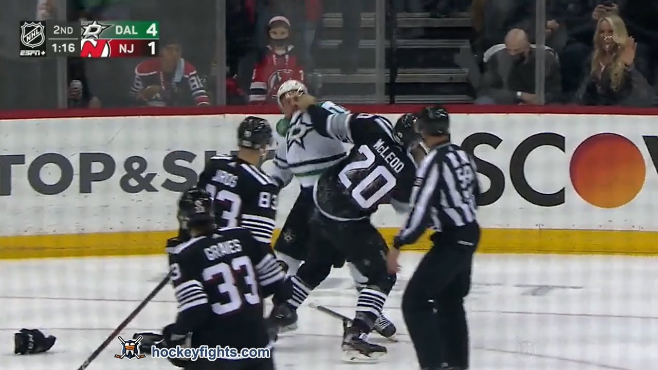 Luke Glendening vs Michael McLeod Jan 25, 2022