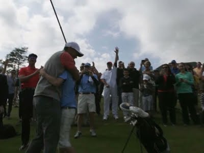 Raw: Kid Hits Hole-In-One As Tiger Watches