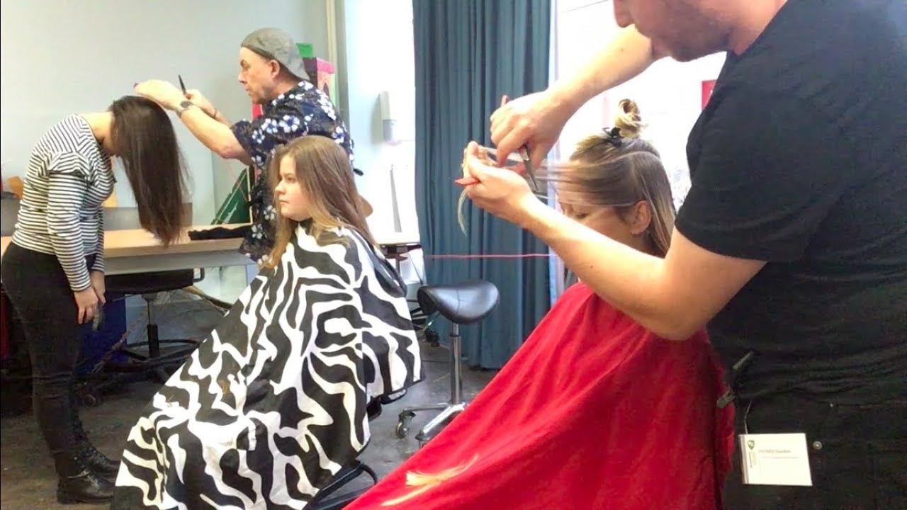 Giving haircuts at the University Of Applied Sciences in Vlissingen