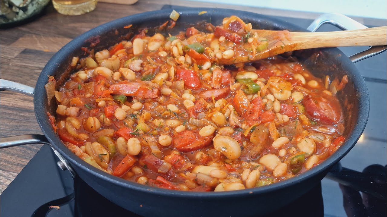 Замечательный традиционный рецепт словацкой кухни, рецепт фасоли с колбасой!