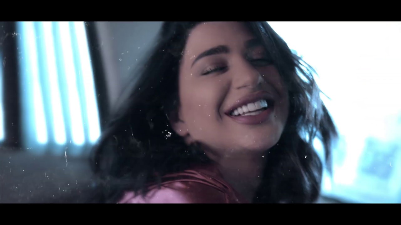 Natasha - Mech Ader Aal Hob [Official Music Video] (2019) /  ناتاشا - مش قادر على الحب
