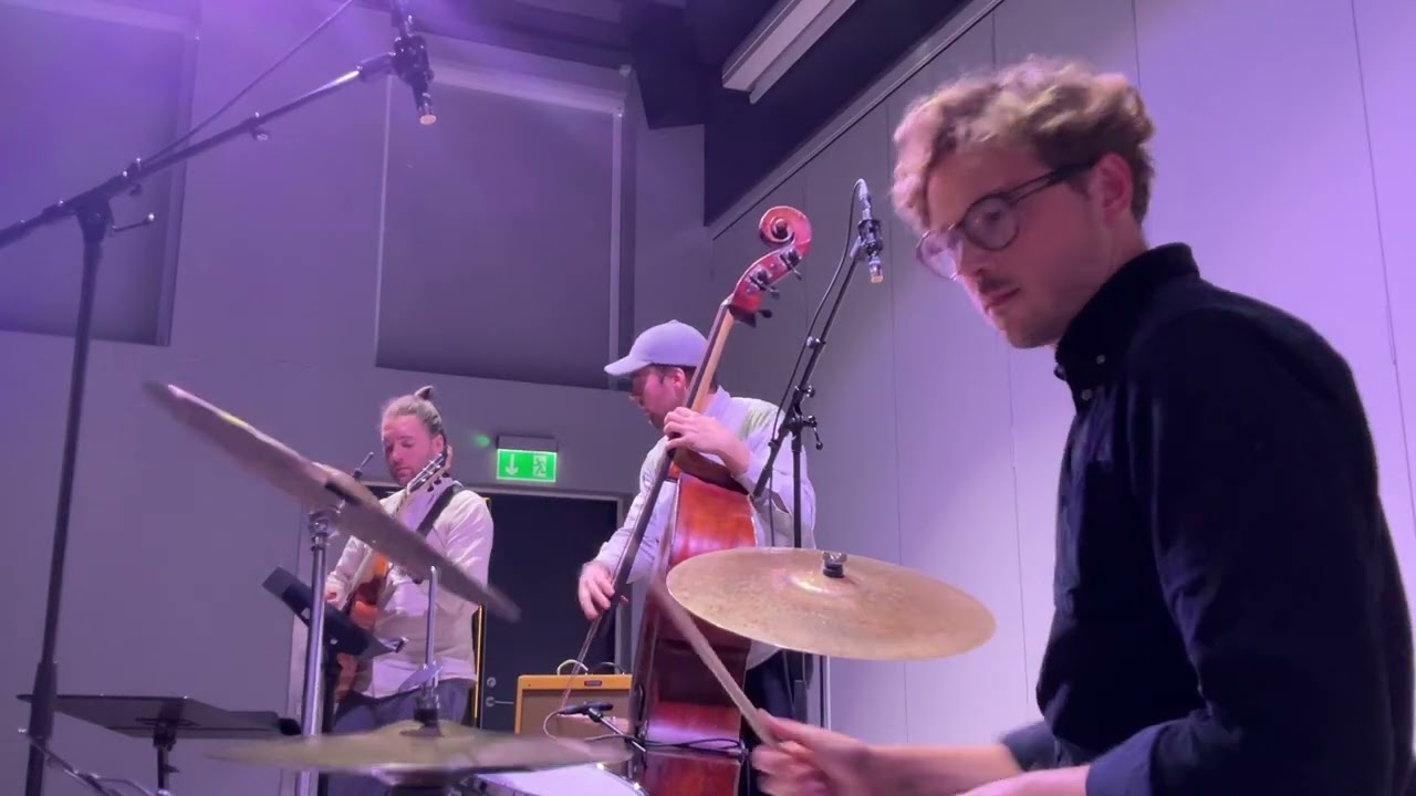 Wet Dry Wet - Arends/Poulsen Trio