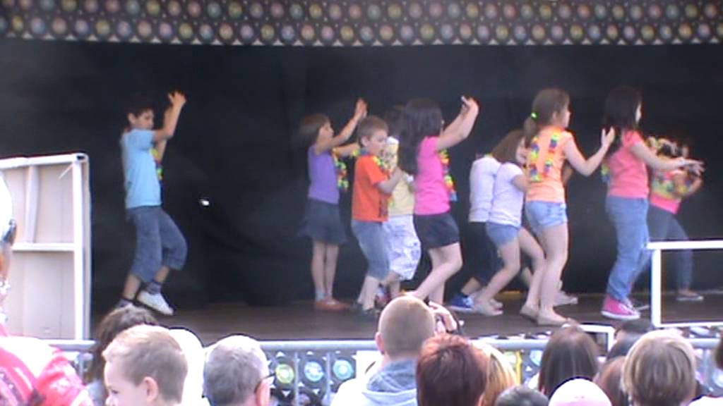 Schoolfeest De Sterrenhemel 2013 : Jytte in het eerste leerjaar van juf Veronique