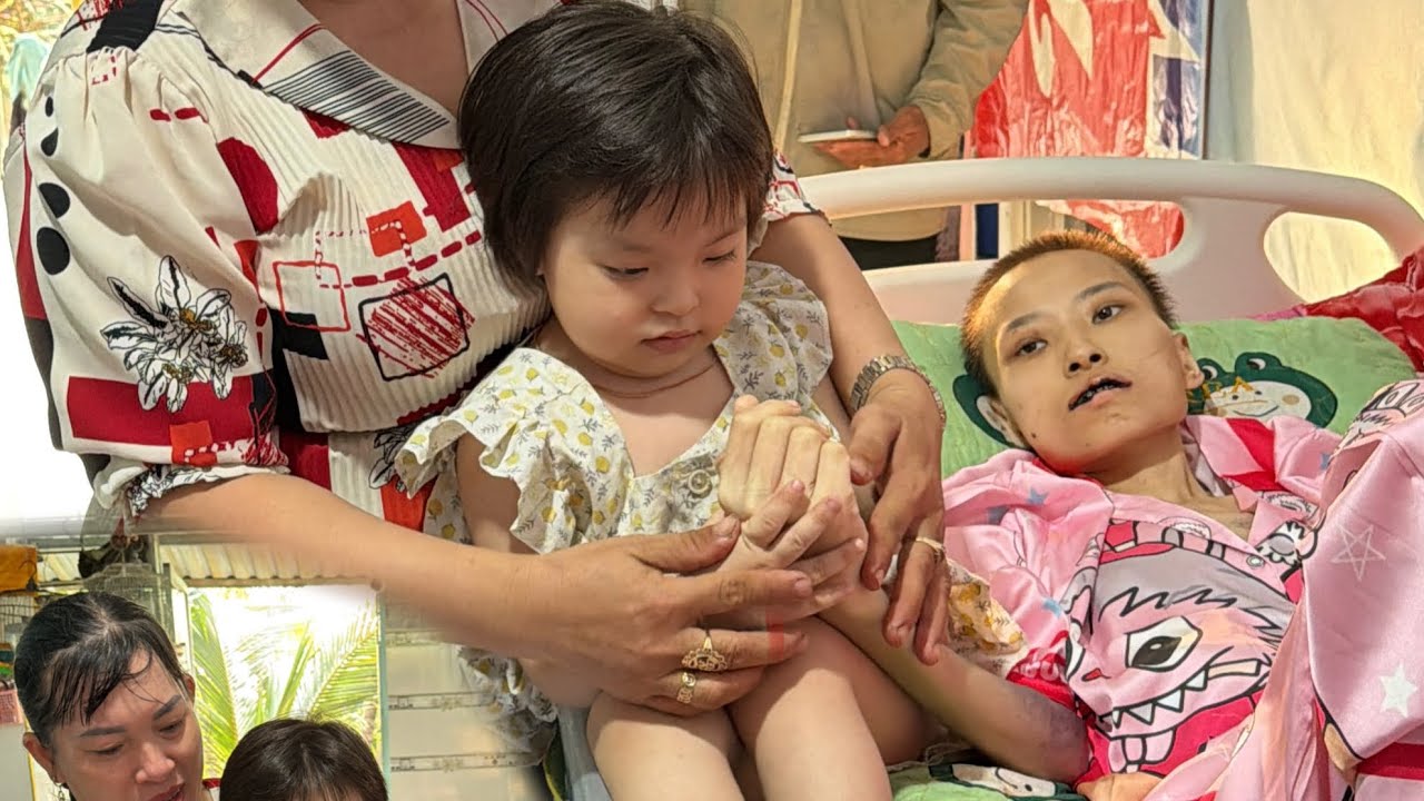 Các Con Của Như Ra Thăm Mẹ Và Gia Đình Xôn Xao