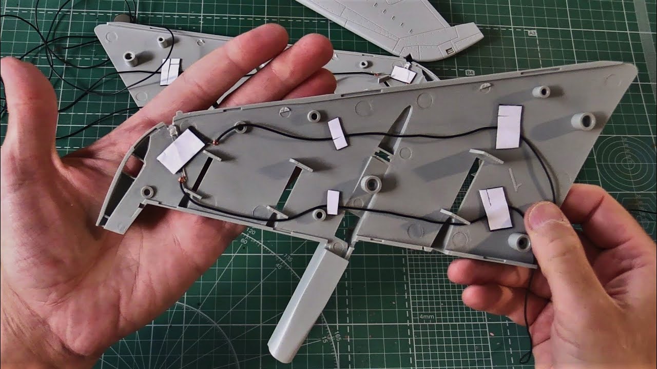 Сборка крыла и фонарь... AV-8B Harrier 2 