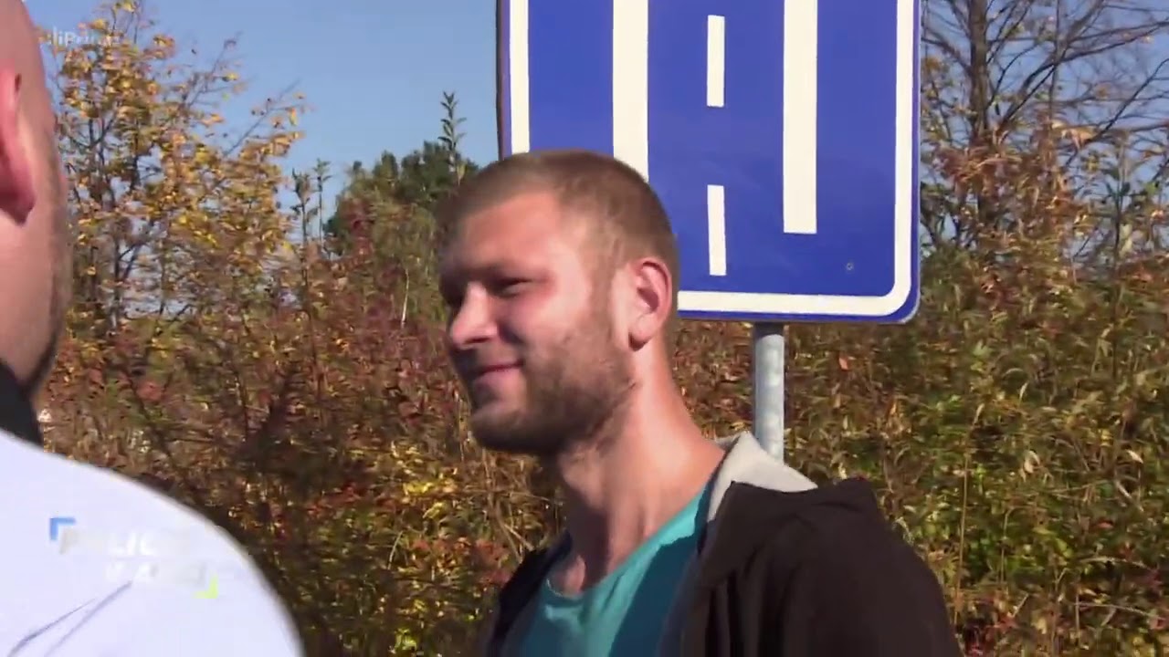 Policie v akci IV 34 - asociál na koloběžce, napadení ženy feťačkou, požár v zahrádkářské kolonii