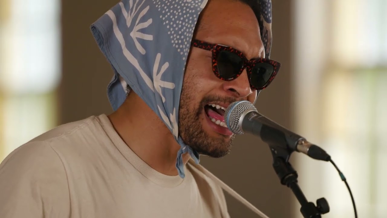 Back Porch Session: Tré Burt