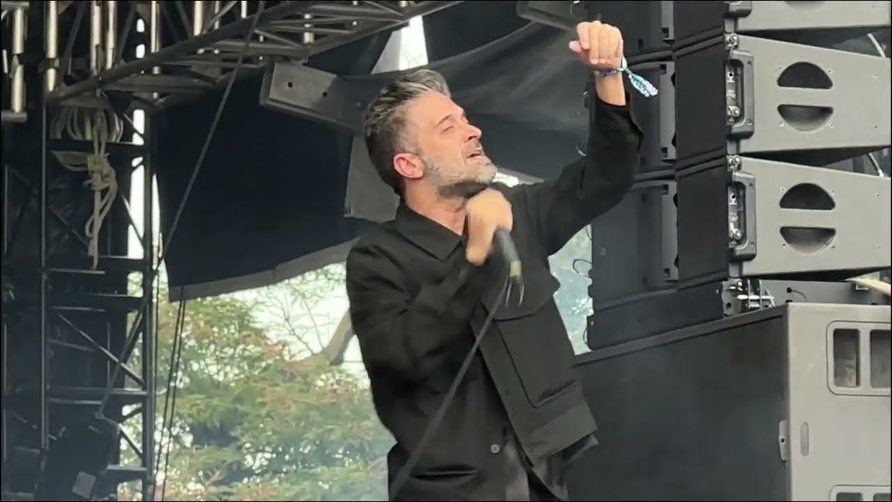 Head Automatica  - Bear the Cross @ Riot Fest 2023
