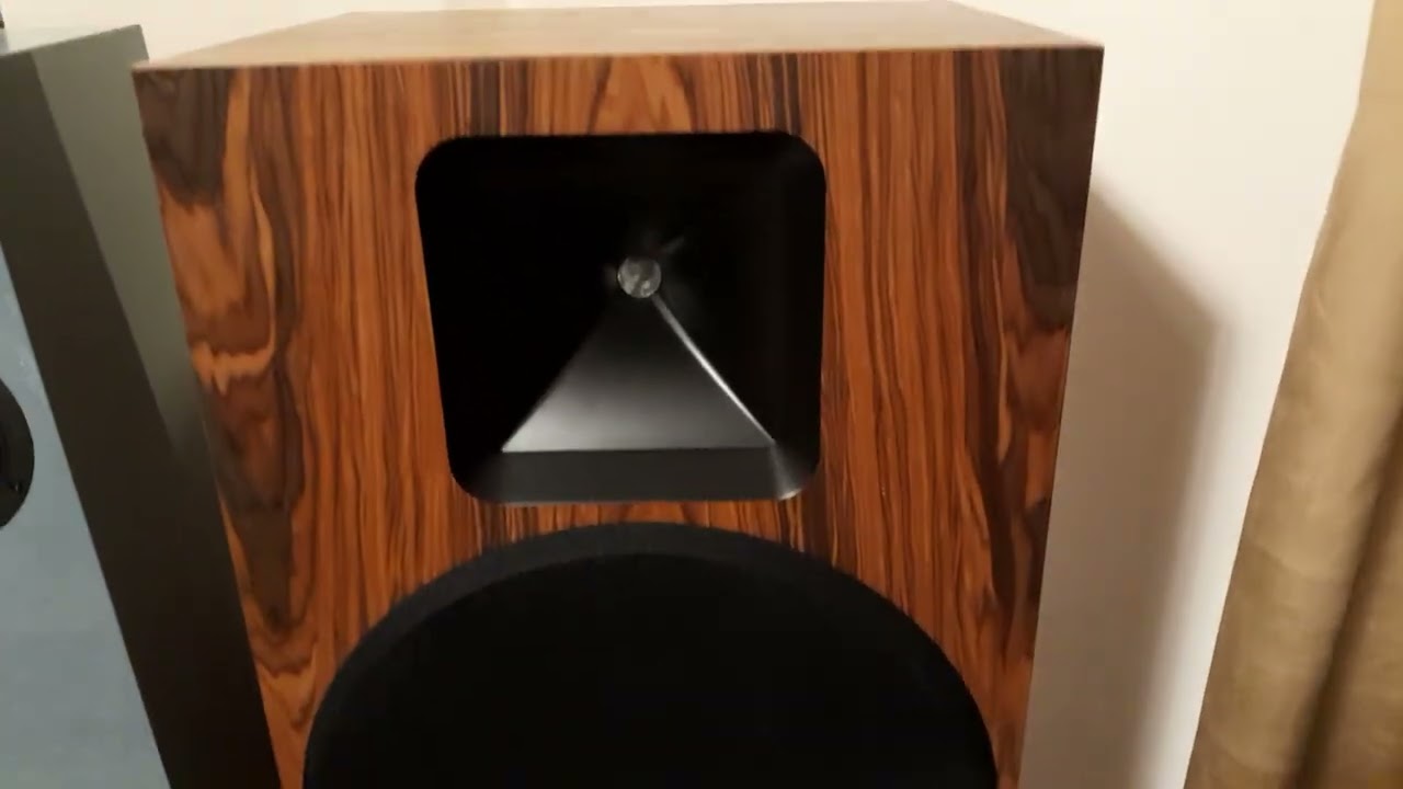 Πικάπ  PERPETUUM EBNER PE  6060.Phono Restek Audio EMAS. Ολοκληρωμένος  THIVANLABS EAGLE