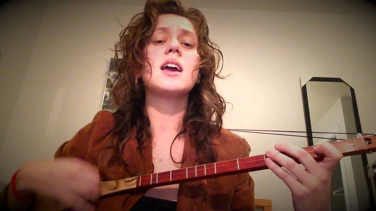 Aline Peixoto - Three Little Birds (Strumstick)
