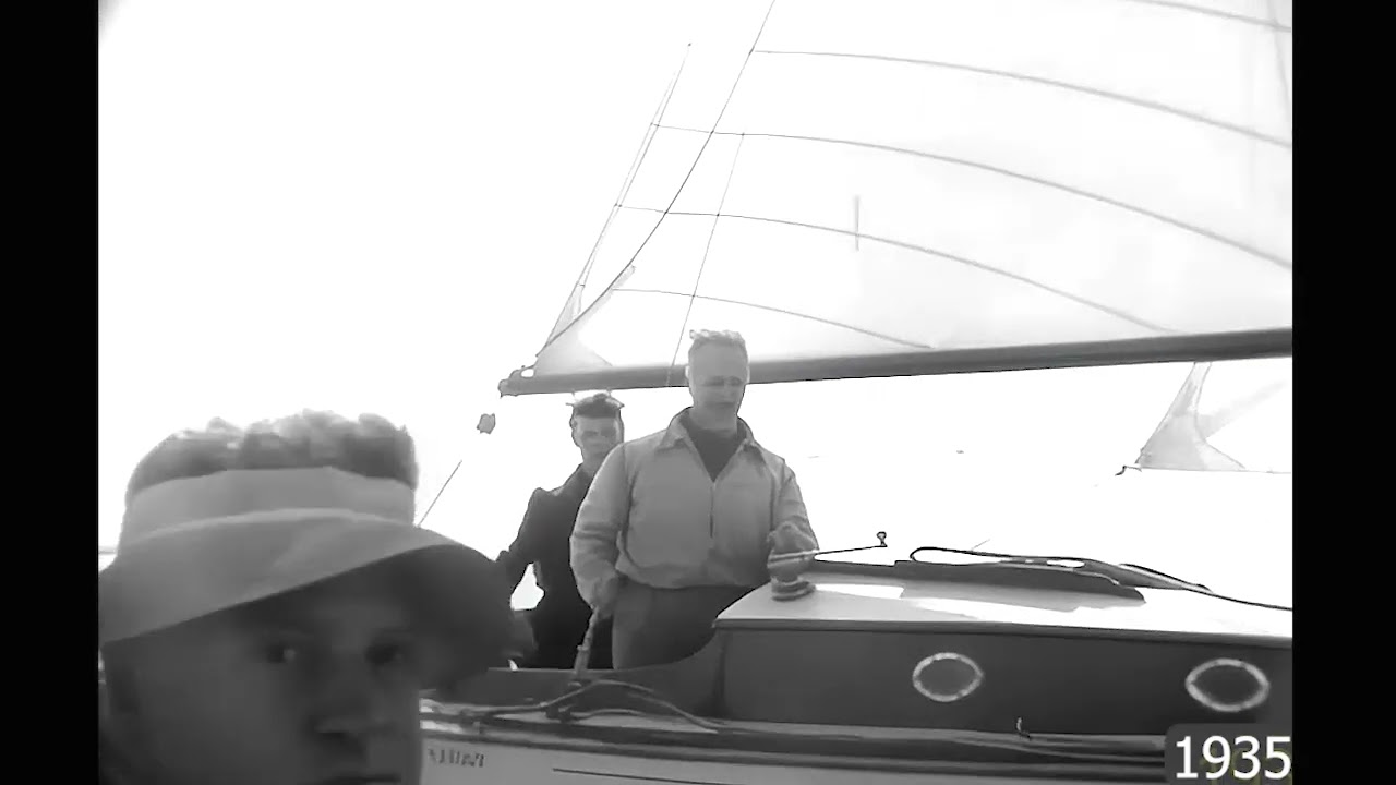 1935 zeilwedstrijd met de Draak op het IJselmeer (enhanced)