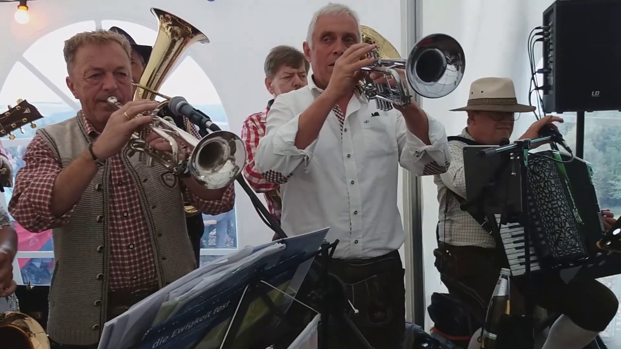 Eine Herde weisser Schafe - Rhöner Hüttenmusikanten - Gemündener Hütte  05.September 2019