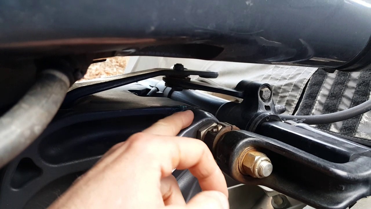 Yamaha SHO Steering Tube Bushing wear