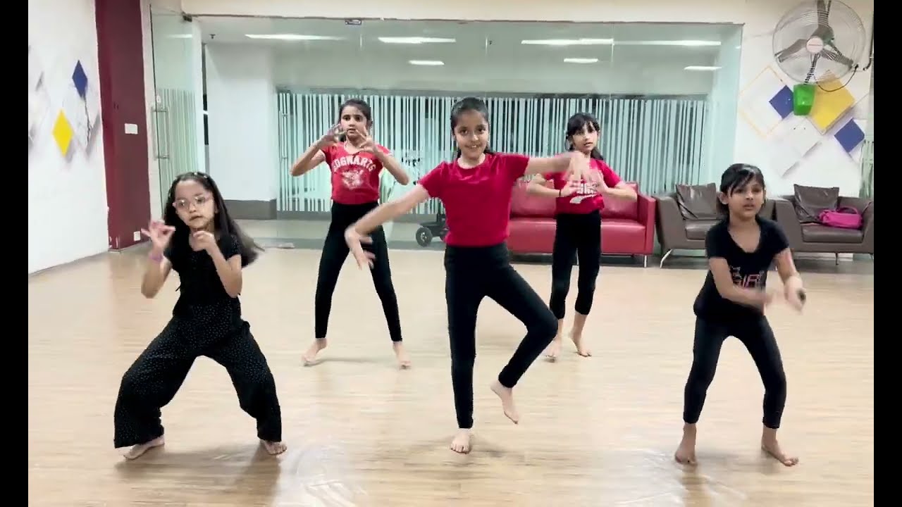 Taal se Taal Mila - Kids Dance Video