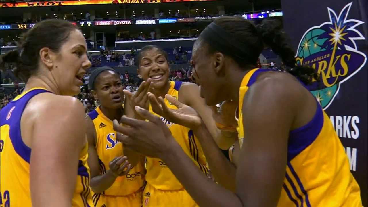 Nneka Ogwumike and Candace Parker Collide During Celebration