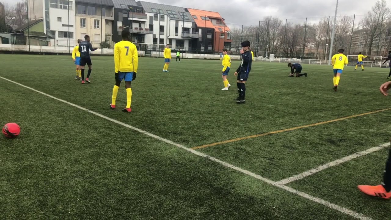 FC ISSY LES MOULINEAUX - FONTAINEBLEAU U16R3
