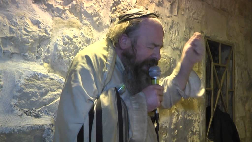 הרב יעקב עדס מגלה סוד שקיבל מהרב כדורי - הרוצה לעשות ניסים ונפלאות שילחם בנצרות