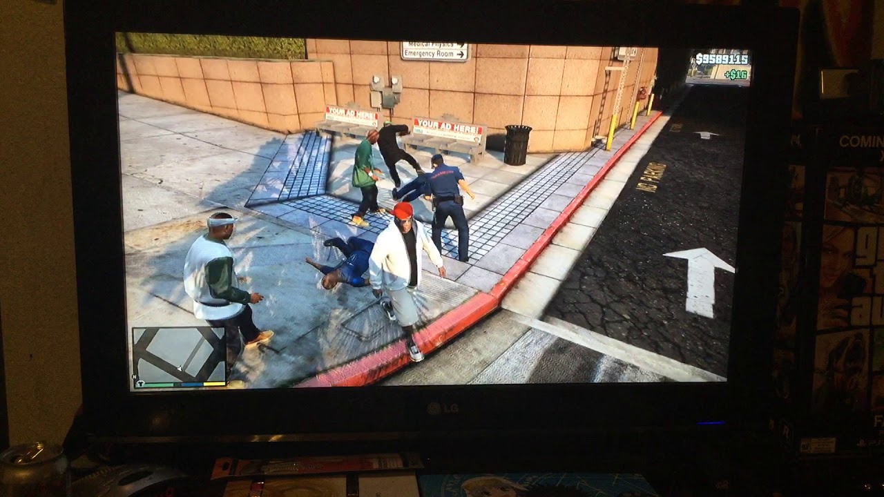 GTA 5 Family gang vs Paramedics fight