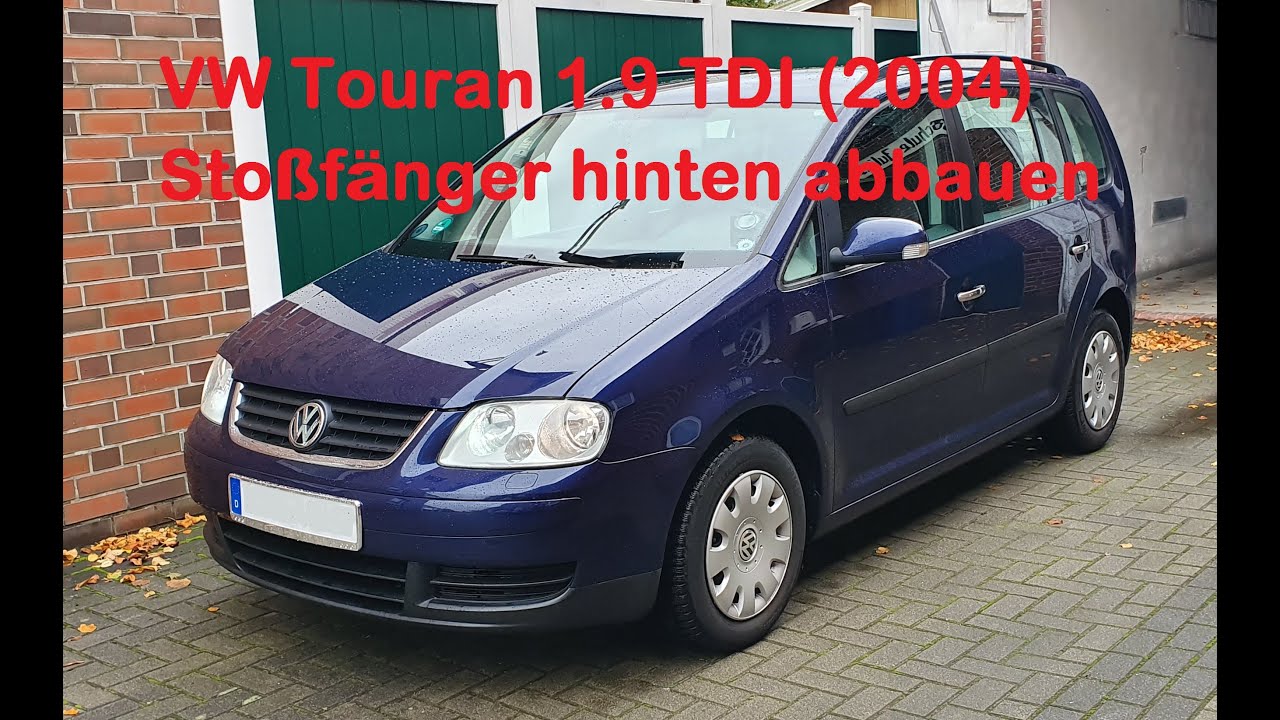 VW Touran 1T1 (2004) Stoßfänger hinten abmontieren