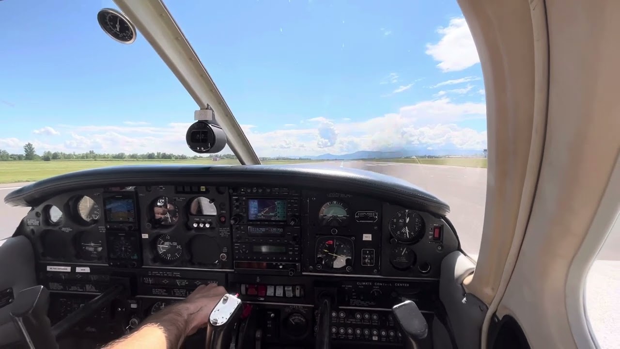 Piper PA28 Arrow Turbo takeoff