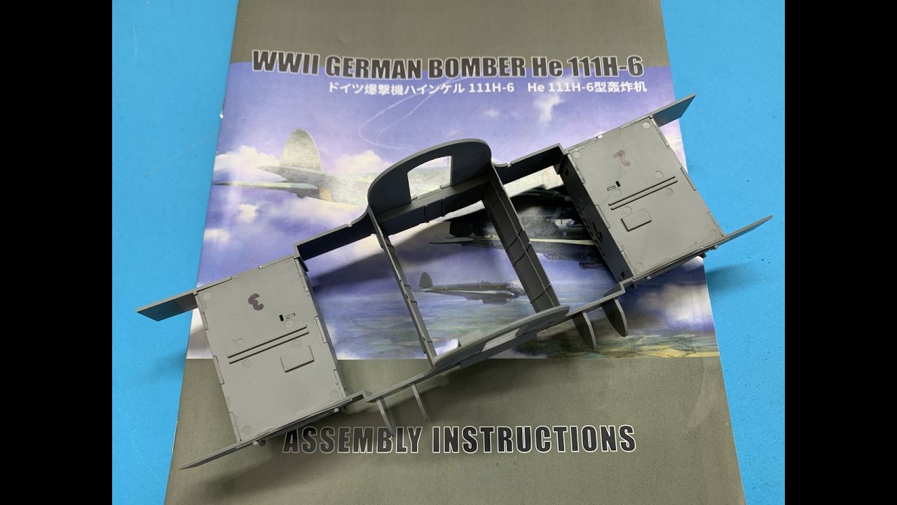 Совершенно новая модель Border Model 1/35 Heinkel He111. По совету Fuzz Dad...