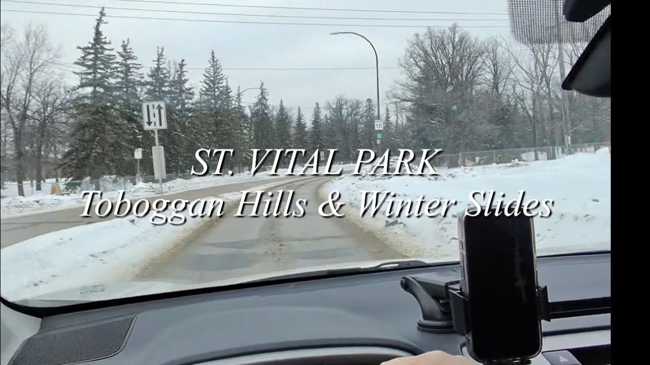LIFE IN WINNIPEG - Winter fun at St. Vital Park
