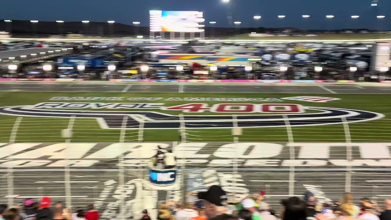 Blue Cross NC 250 NASCAR Xfinity Series (Green, White, Checkered) at Charlotte Motor Speedway 