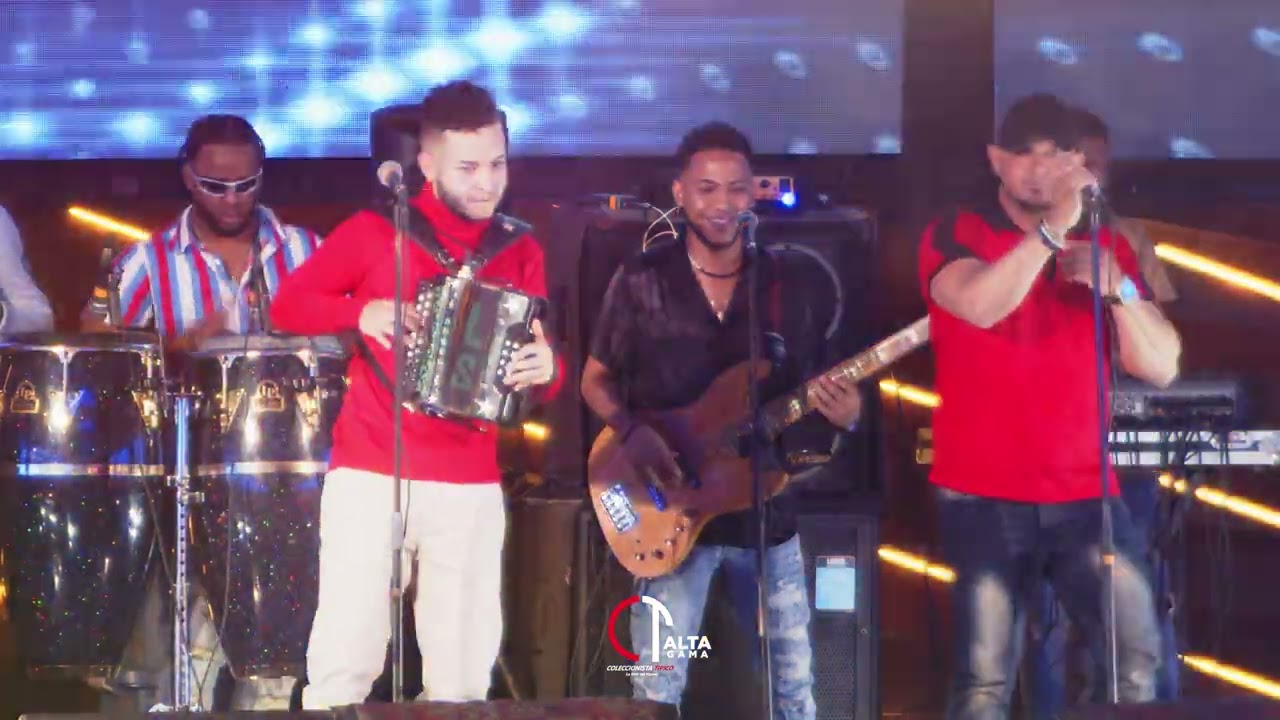 Tipico Para Musicologo Chicha En Vivo  Enyer Acordeon Con Los Pandas