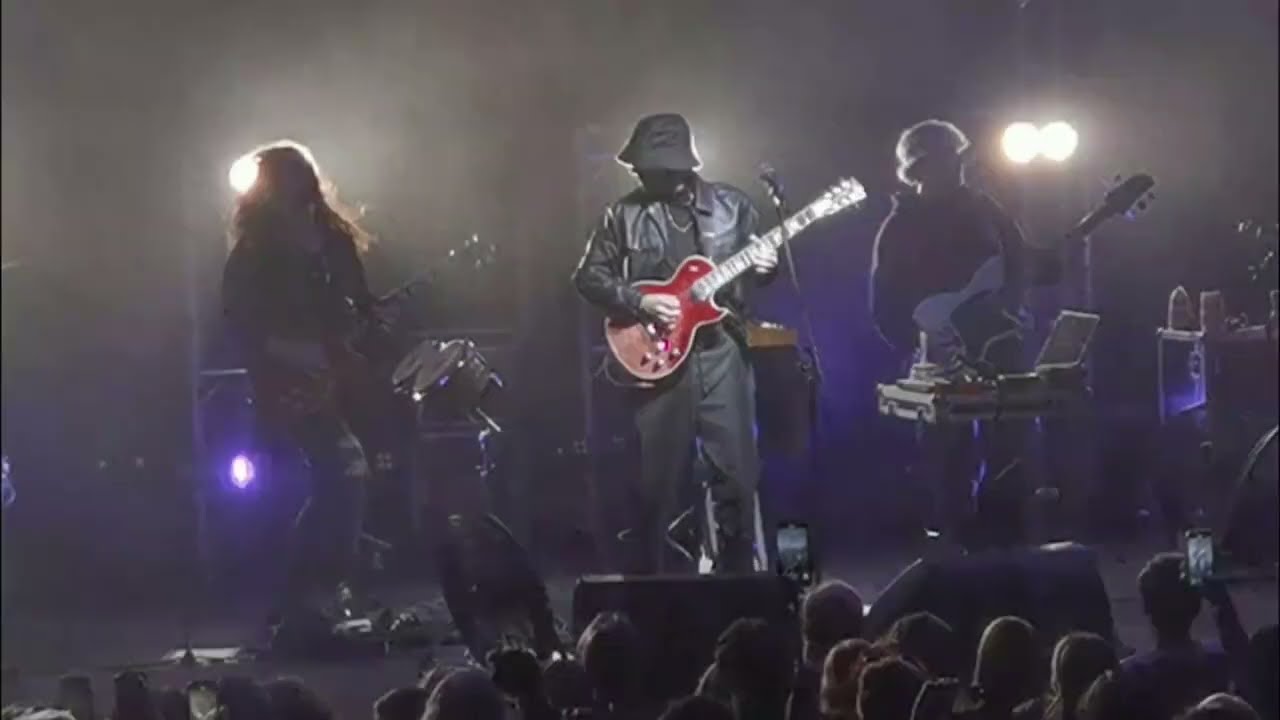 AZAHRIAH - Introvertált dal,Majestic Music Club Bratislava/Pozsony