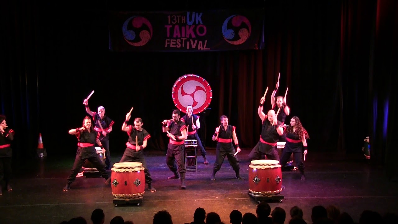 Tengu Taiko Drummers play 'Raku' at UK Taiko Fest 2019
