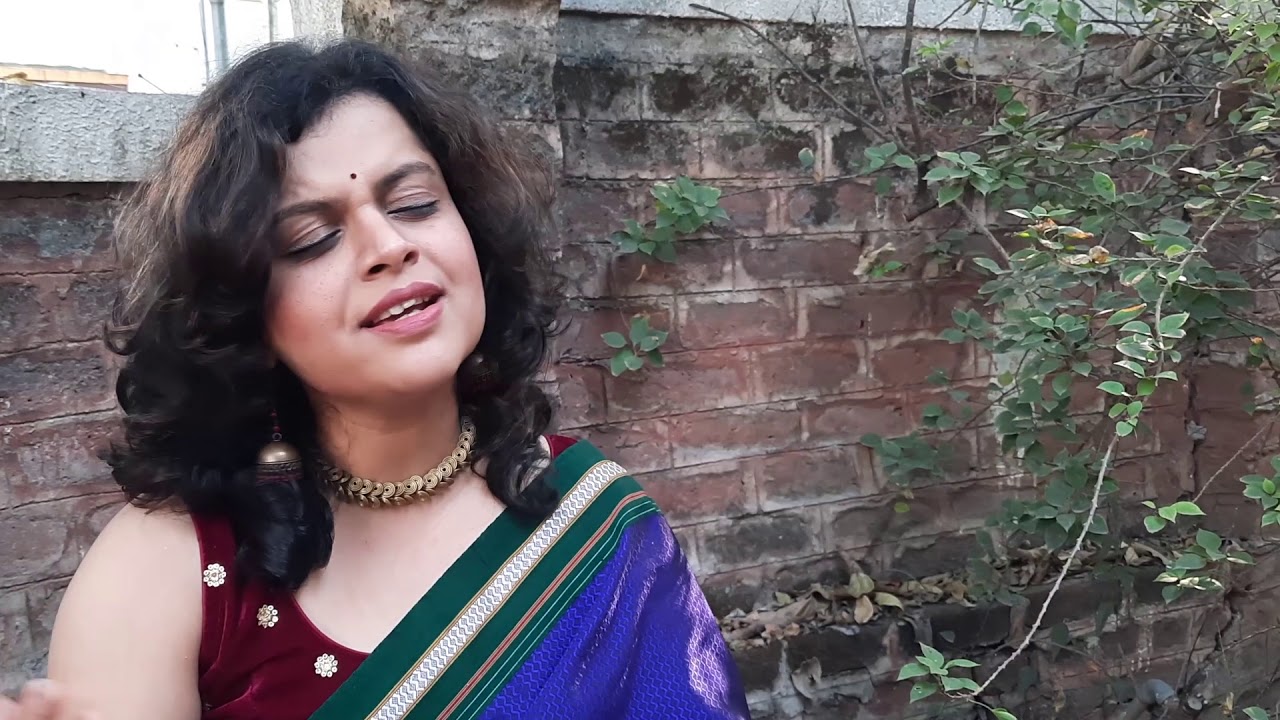 Baglyanchi maal phule