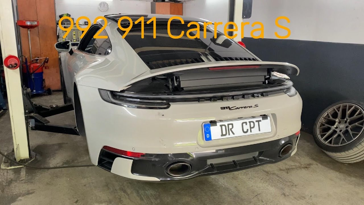 PORSCHE 992 REAR BUMPER REMOVAL HOW TO REMOVE REAR BUMPER  911 CARRERA S STOSSSTANGE AUSBAUEN