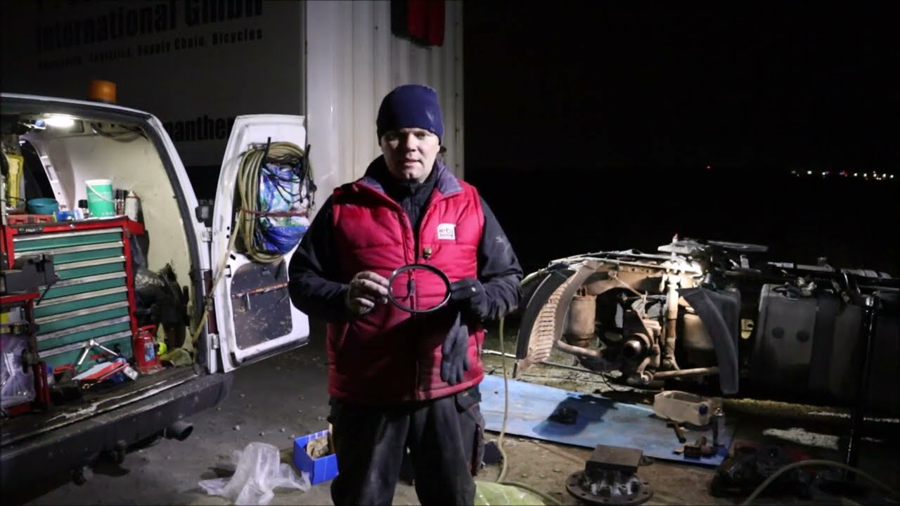 Kolejny kierowca z Rumunii został przez nas poratowany  Tym razem była to awaria łożyska w MANie TGX