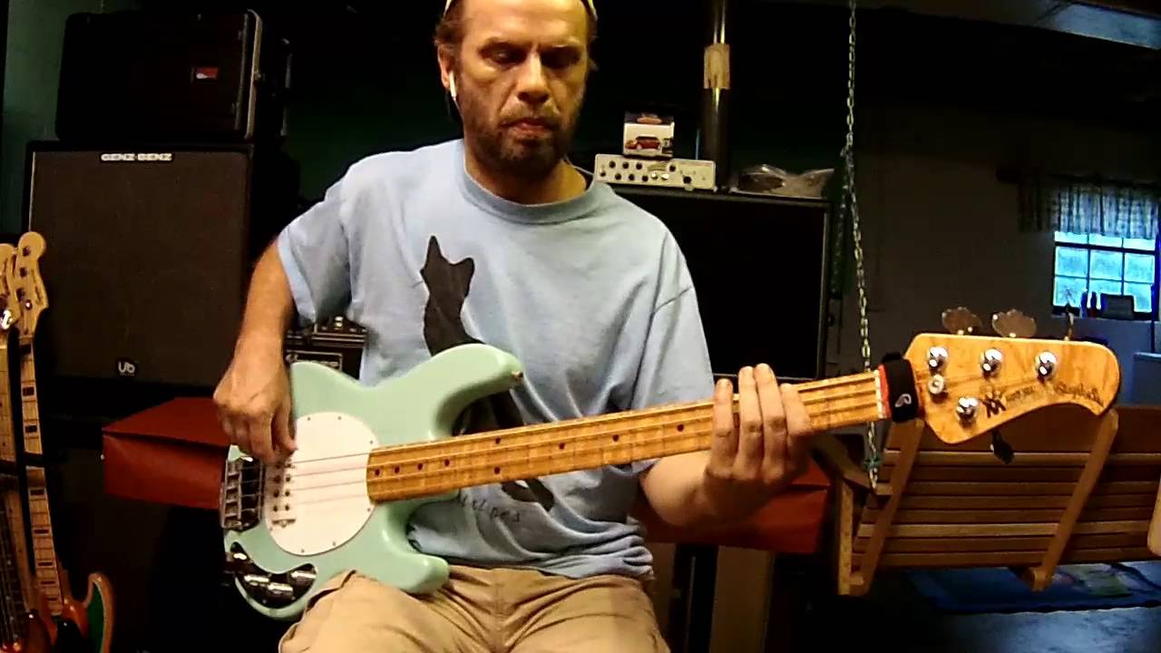 Jungle Love - Steve Miller (Lonnie Turner) bass cover