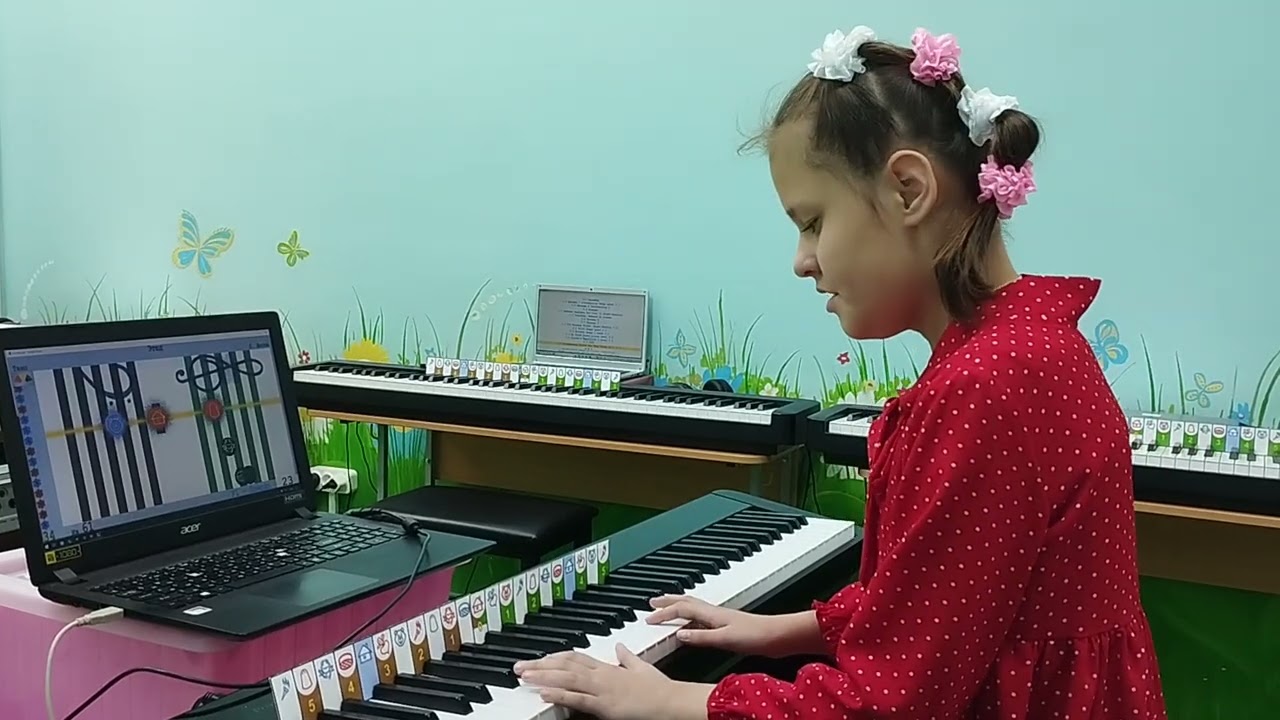Soft Mozart Winter Recital 2026: Юлия (11), ОВЗ, Шитье Этюд 1