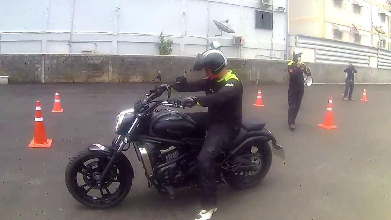 การเรียนขับขี่รถบิ๊กไบค์เบื้องต้น (Vulcan s 650 ) ep.1
