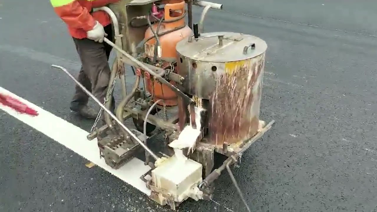 Thermoplastic road marking paint