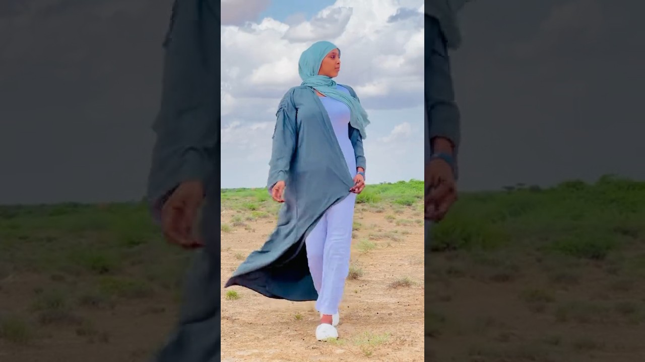 Somali model girl #somali #duet #darisle #dancechoreography #dance #dirisle #danceperformance
