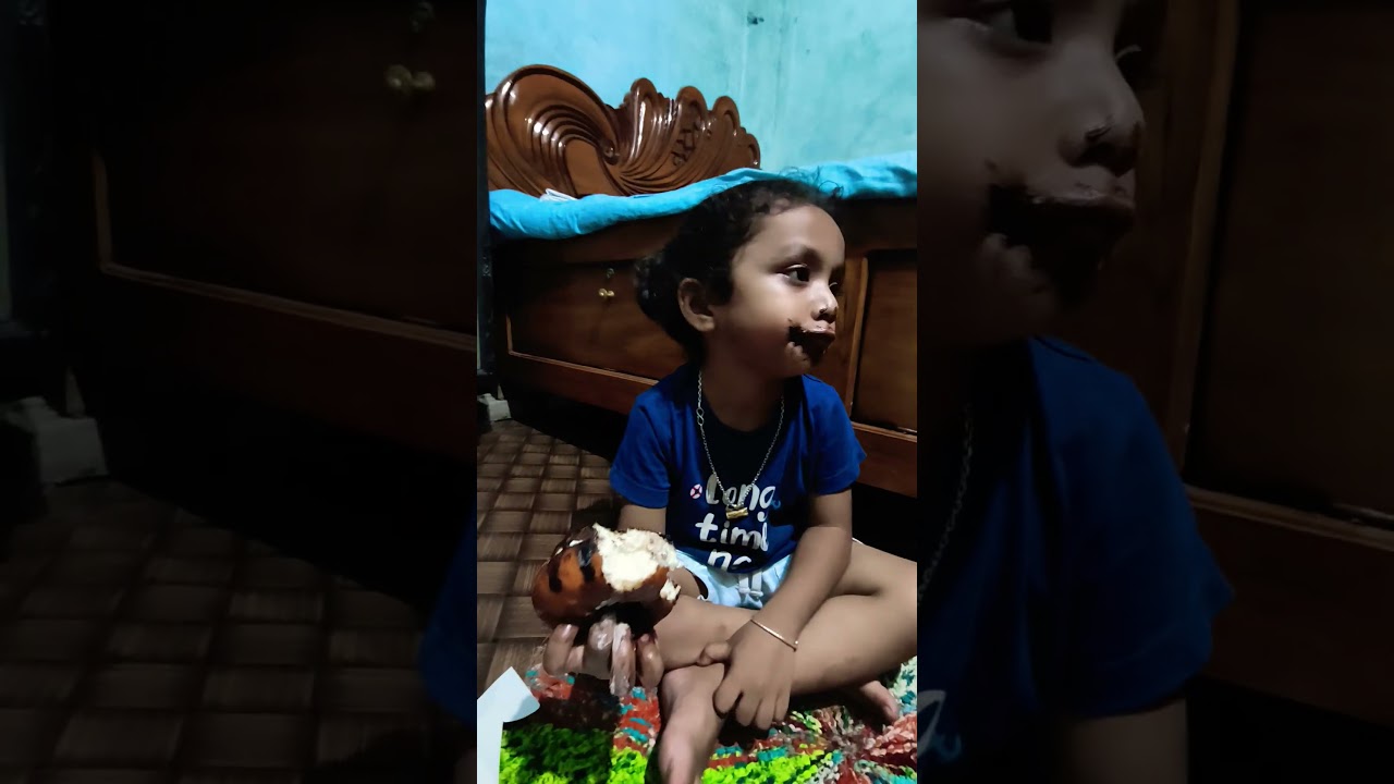 baby cake eating yatharth#cake #babycakesoracle #funny